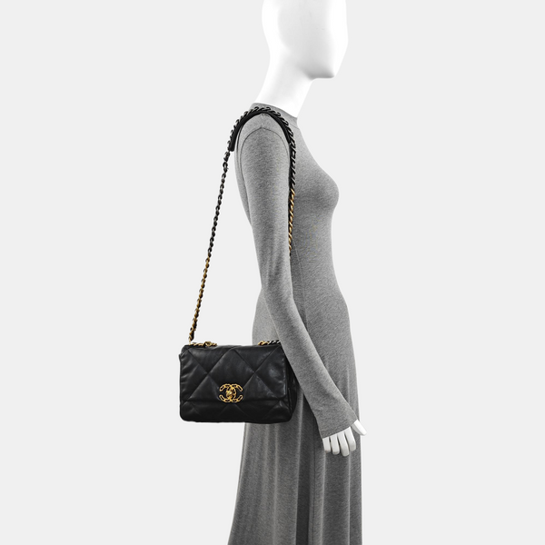 CHANEL 19 Small Quilted Calfskin Black
