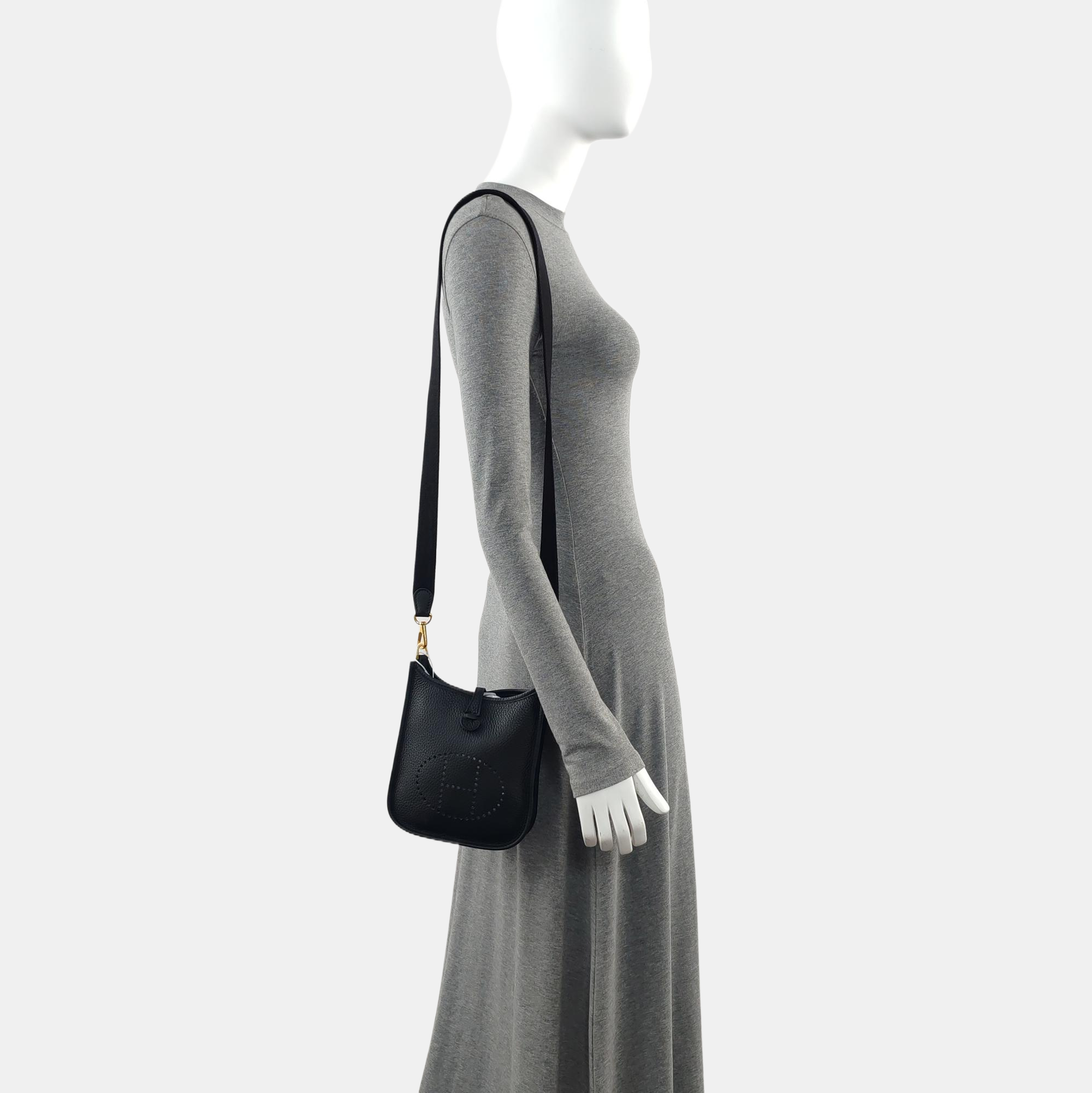Authenticated pre-owned  Evelyne TPM Clemence Black - Shoulder Bag at Looply