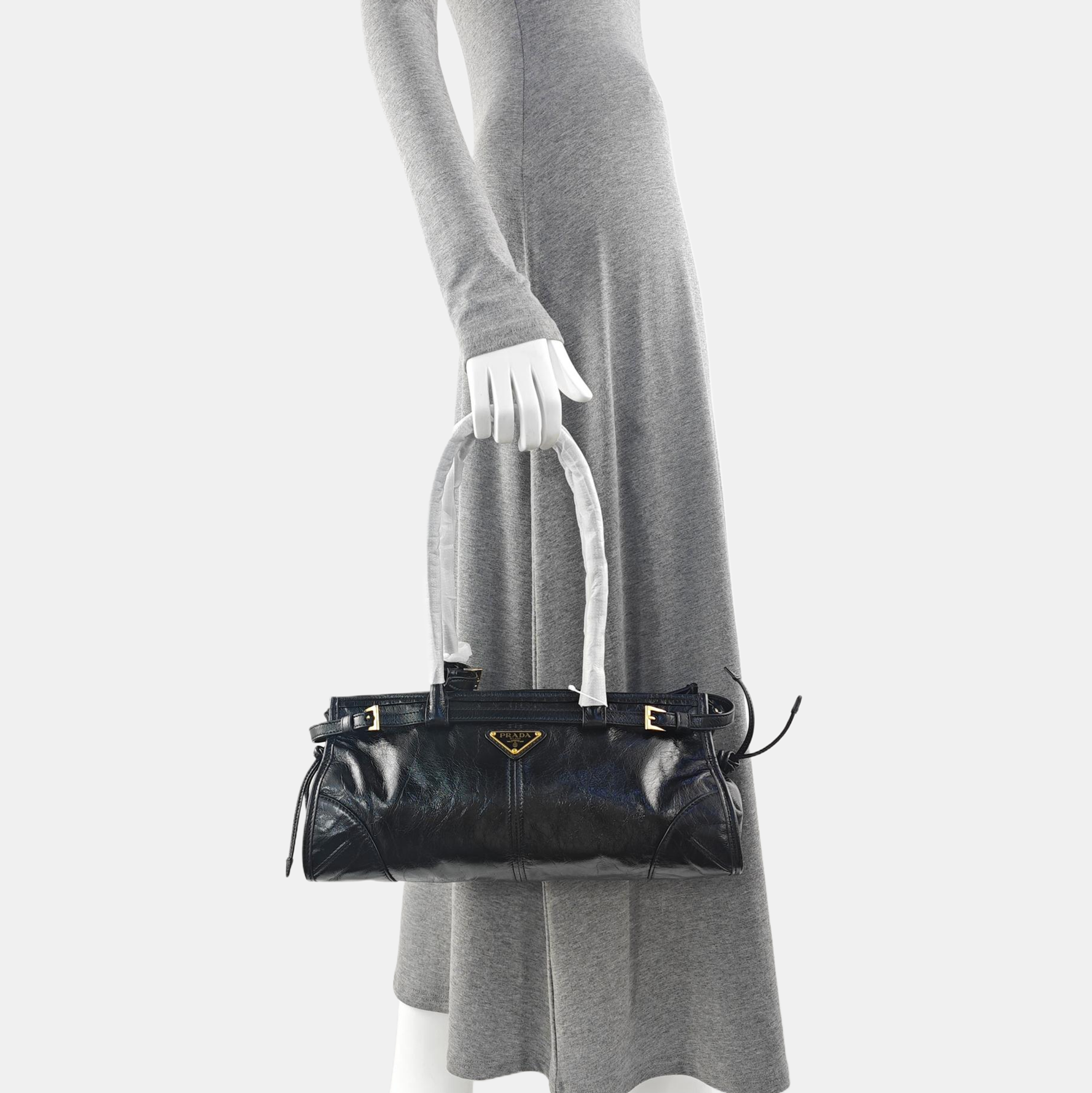 Bonnie Medium Calfskin Black