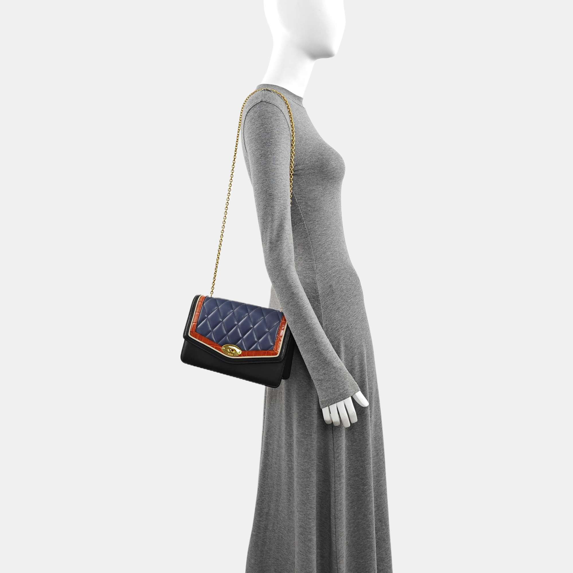 Quilted Calfskin Shoulder Bag Black
