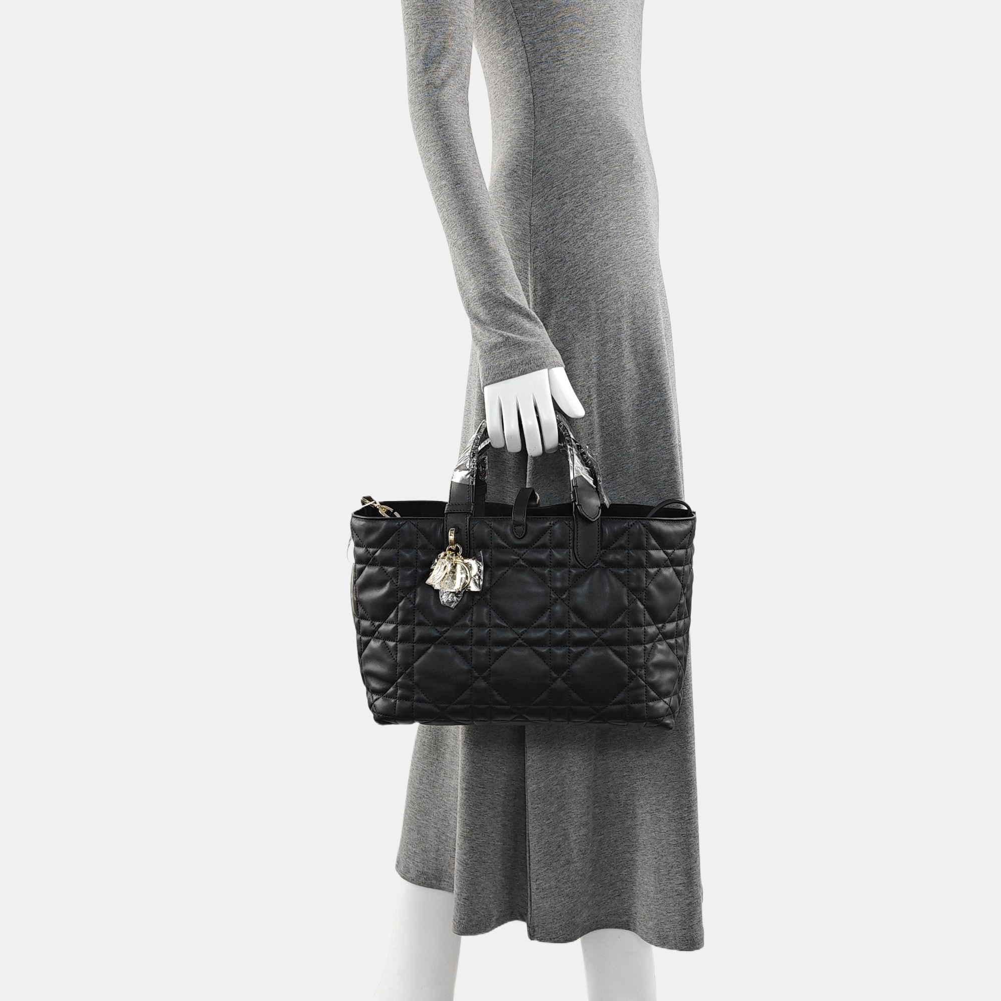Toujours Medium Cannage Calfskin Black