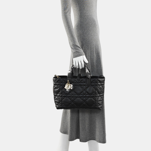 Toujours Medium Cannage Calfskin Black