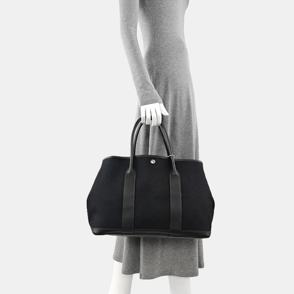 Garden Party 36 Canvas Black