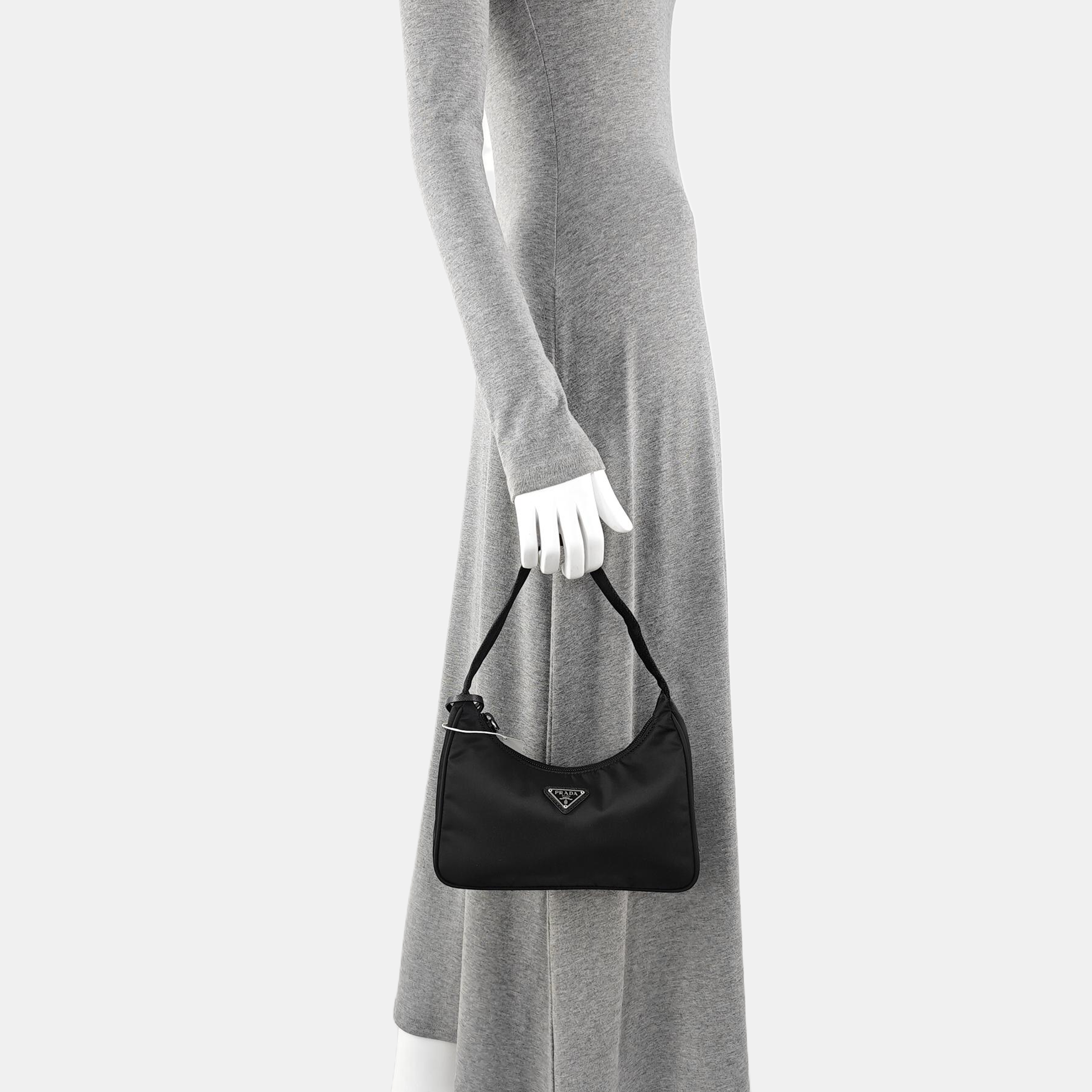 Re-Edition2005 Mini Nylon Black
