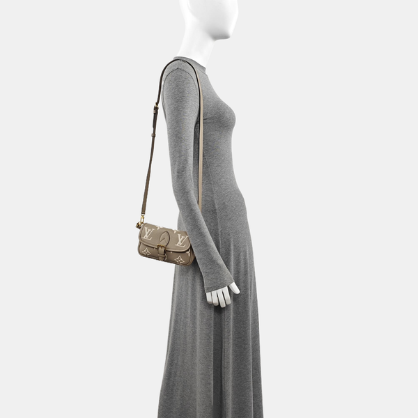 DIANE Nano Monogram Calfskin Gray