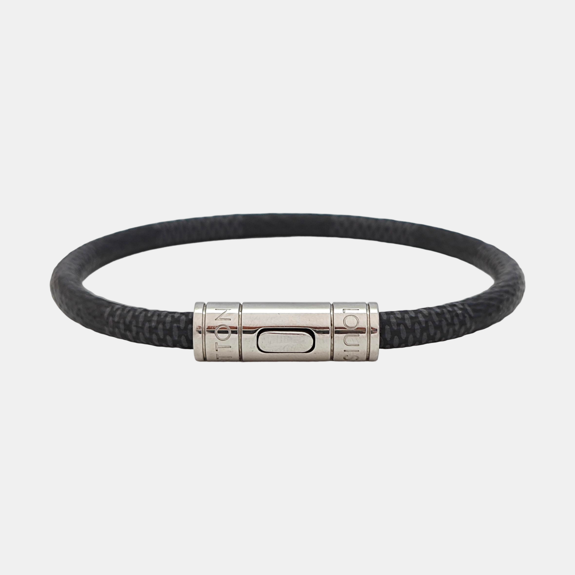 KEEP IT Metal Black Bangle