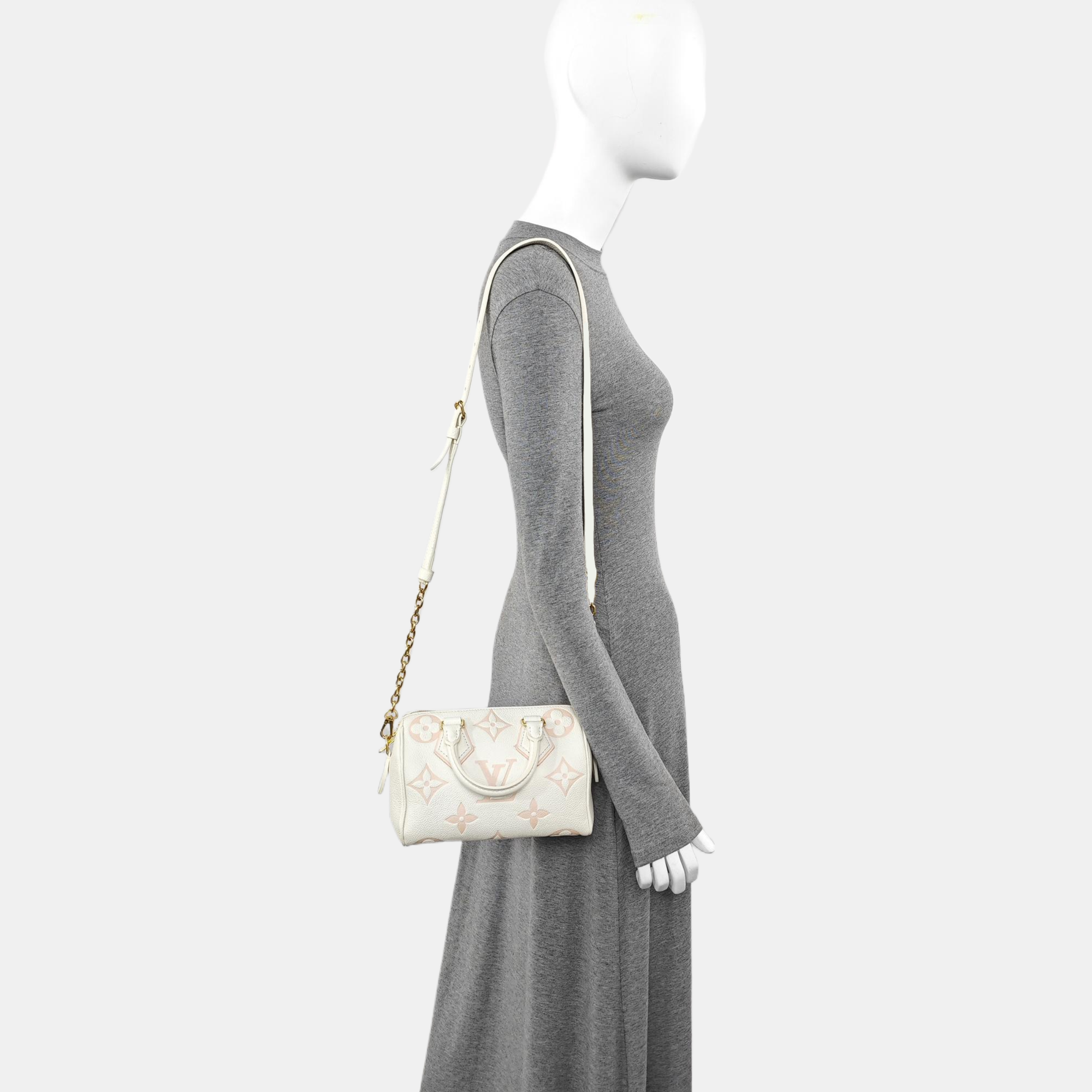 SPEEDY 20 Monogram Calfskin White
