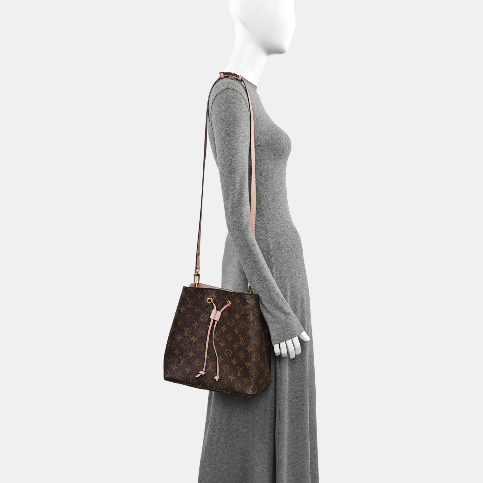 NÉONOÉ MM Monogram Coated Canvas Brown