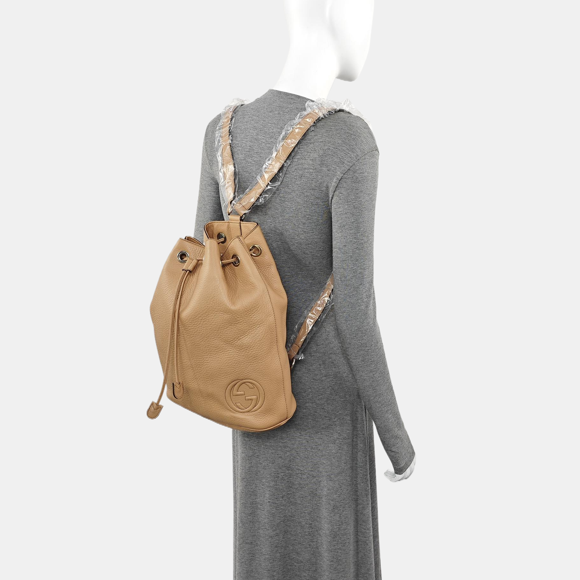 Soho Medium Calfskin Beige