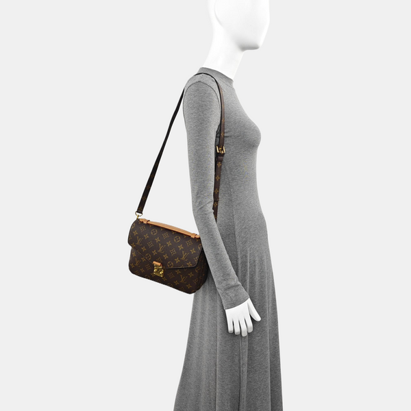 MÉTIS MM Monogram Coated Canvas Brown