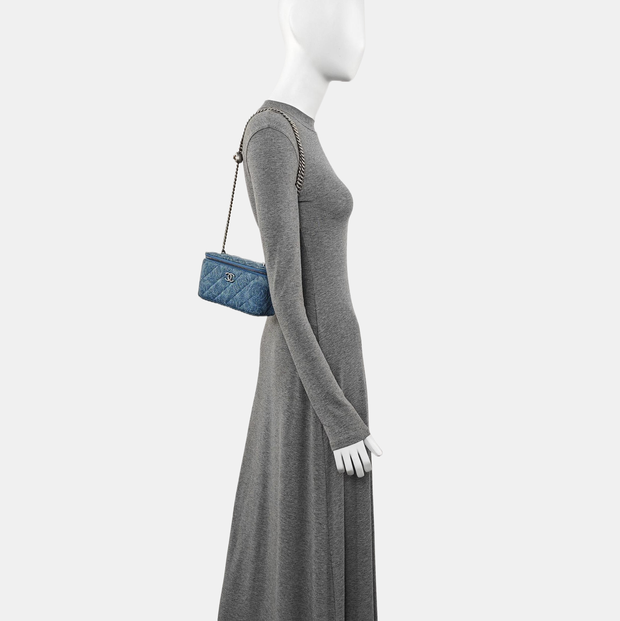 VANITY CASE Small Quilted Denim Blue