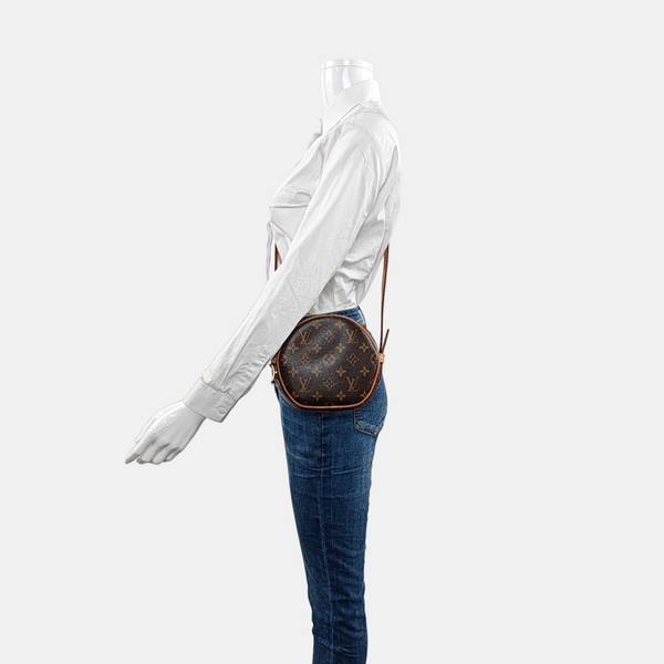 BOITE CHAPEAU PM Monogram Coated Canvas Brown