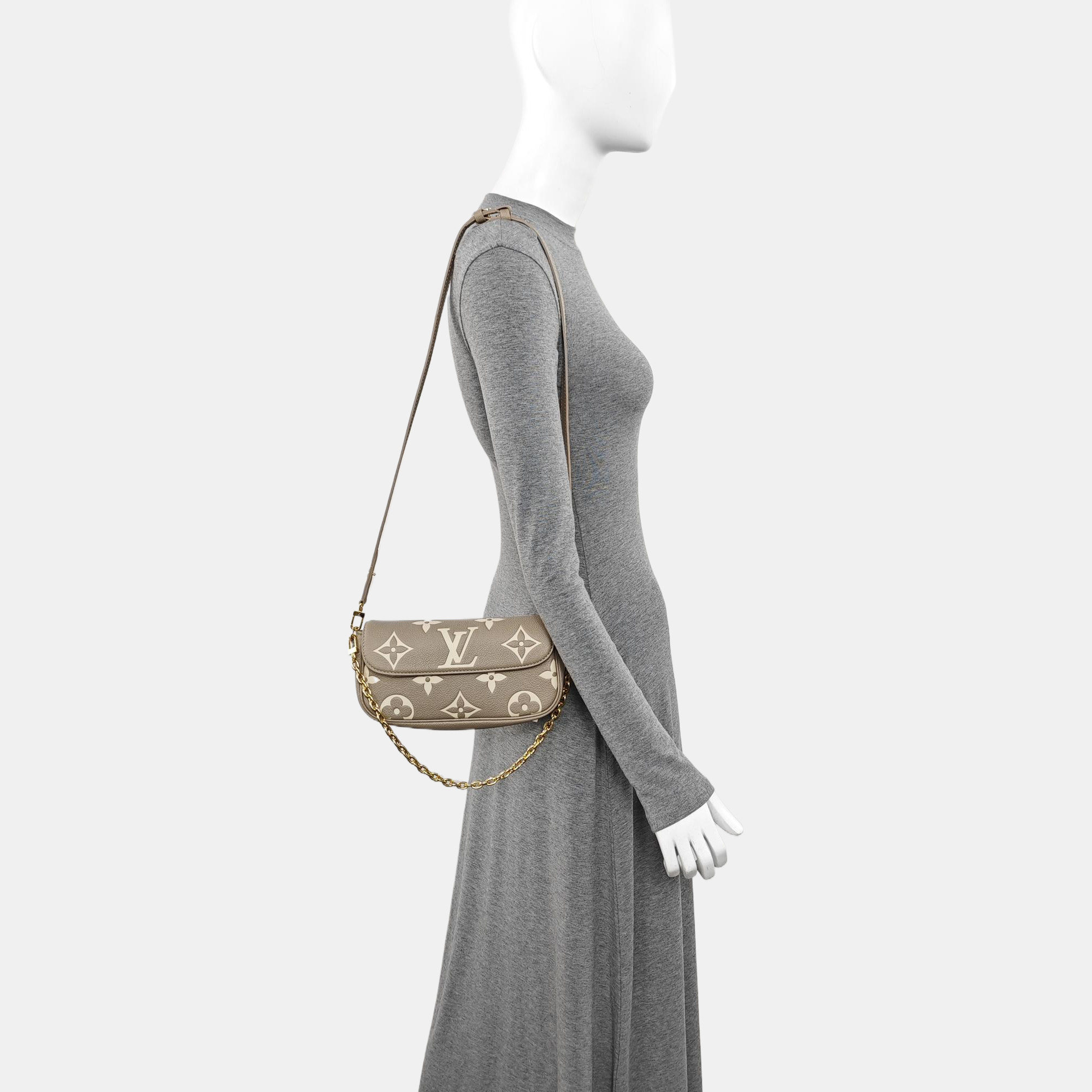 IVY Monogram Calfskin Gray