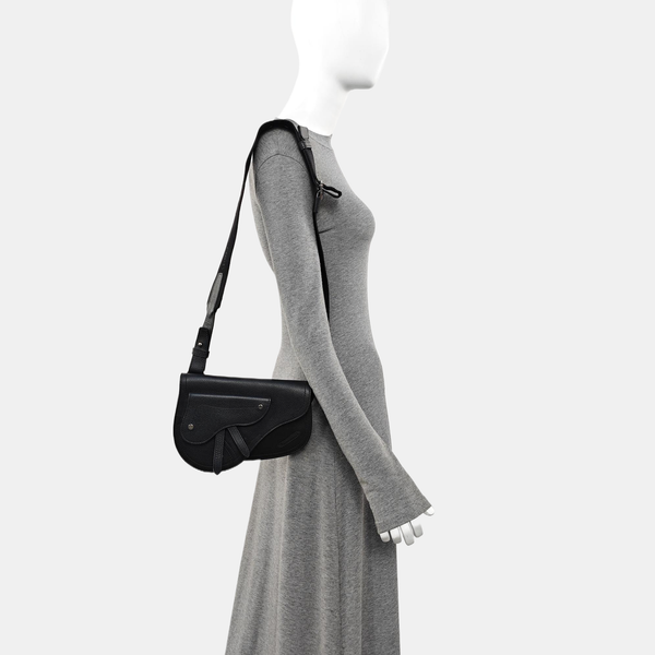Saddle Small Calfskin Black