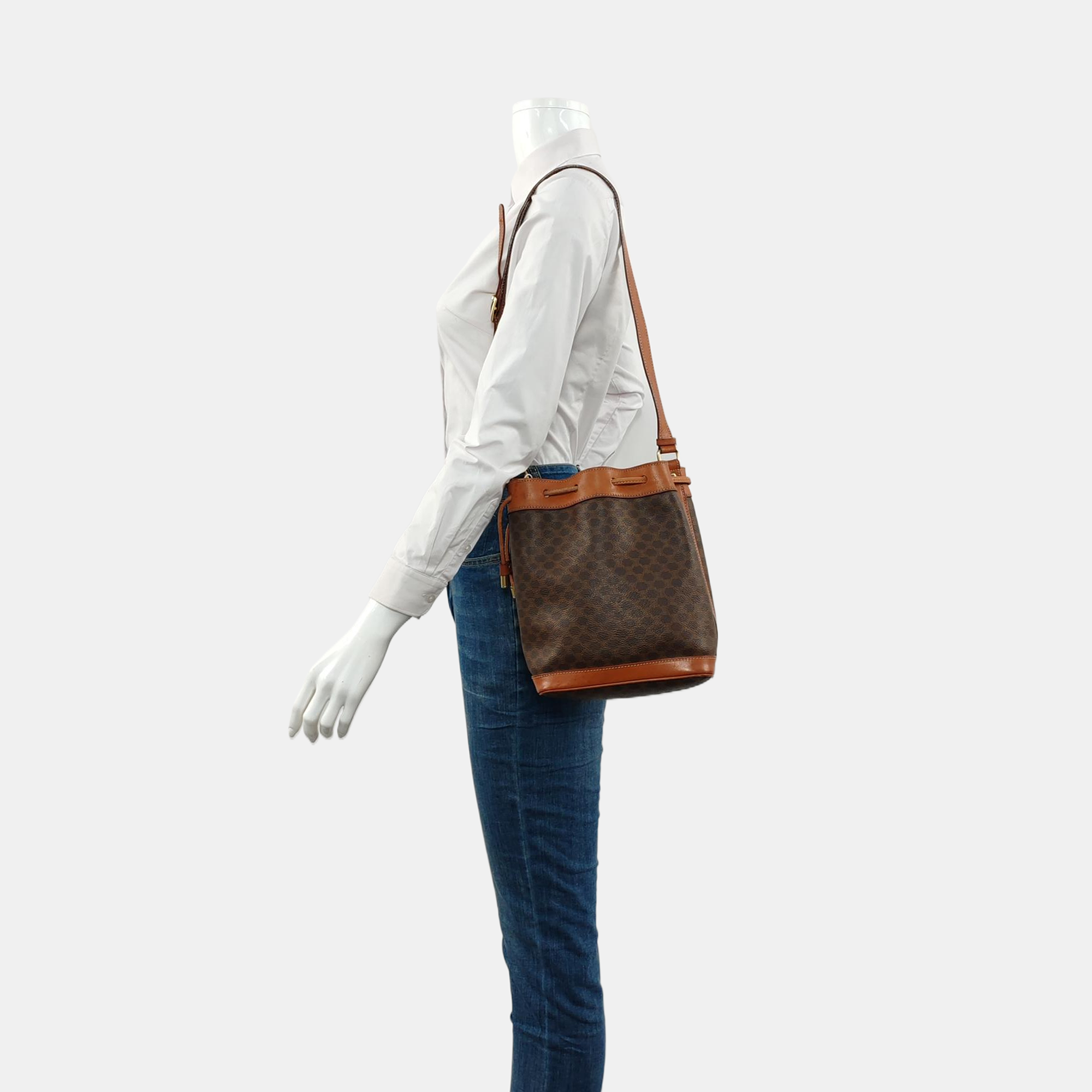 MACADAM BUCKET Coated Canvas Brown