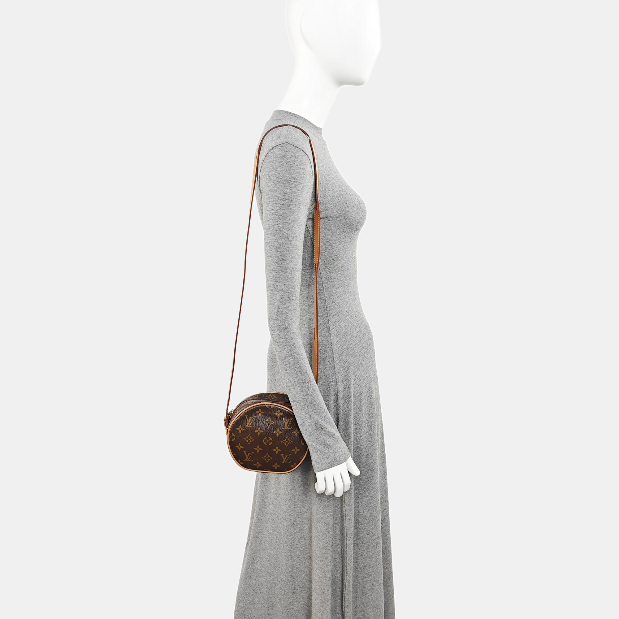 BOITE CHAPEAU PM Monogram Coated Canvas Brown