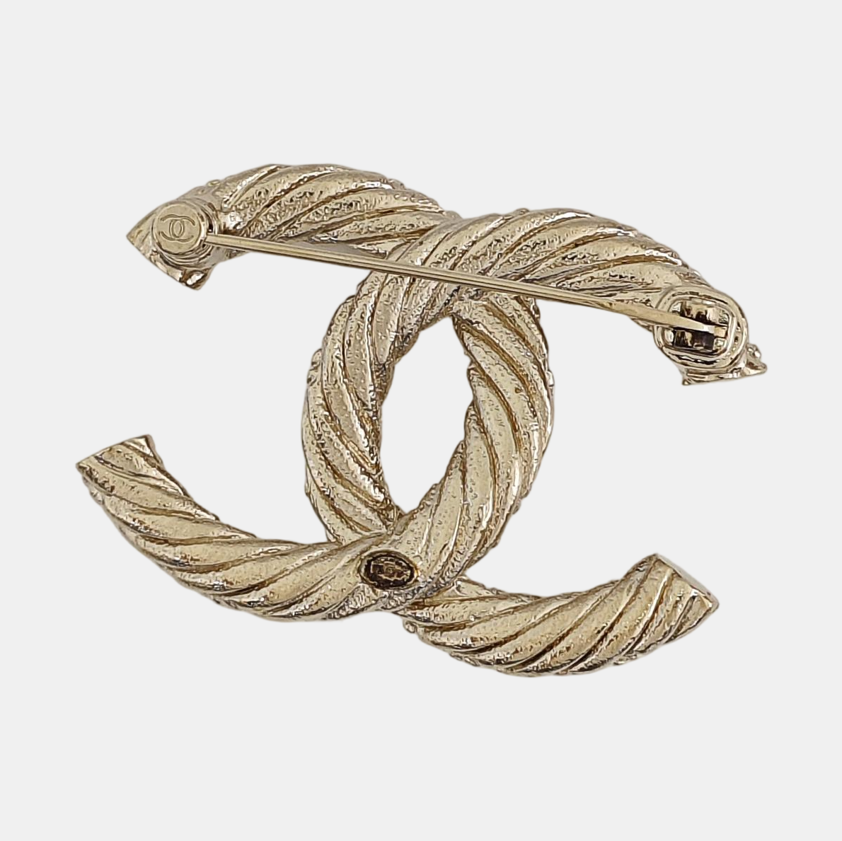 CC Logo Metal Gold Brooch