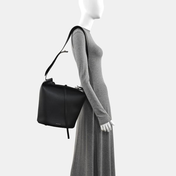 The Bucket Calfskin Black