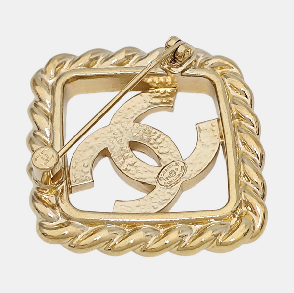 Metal Gold Brooch