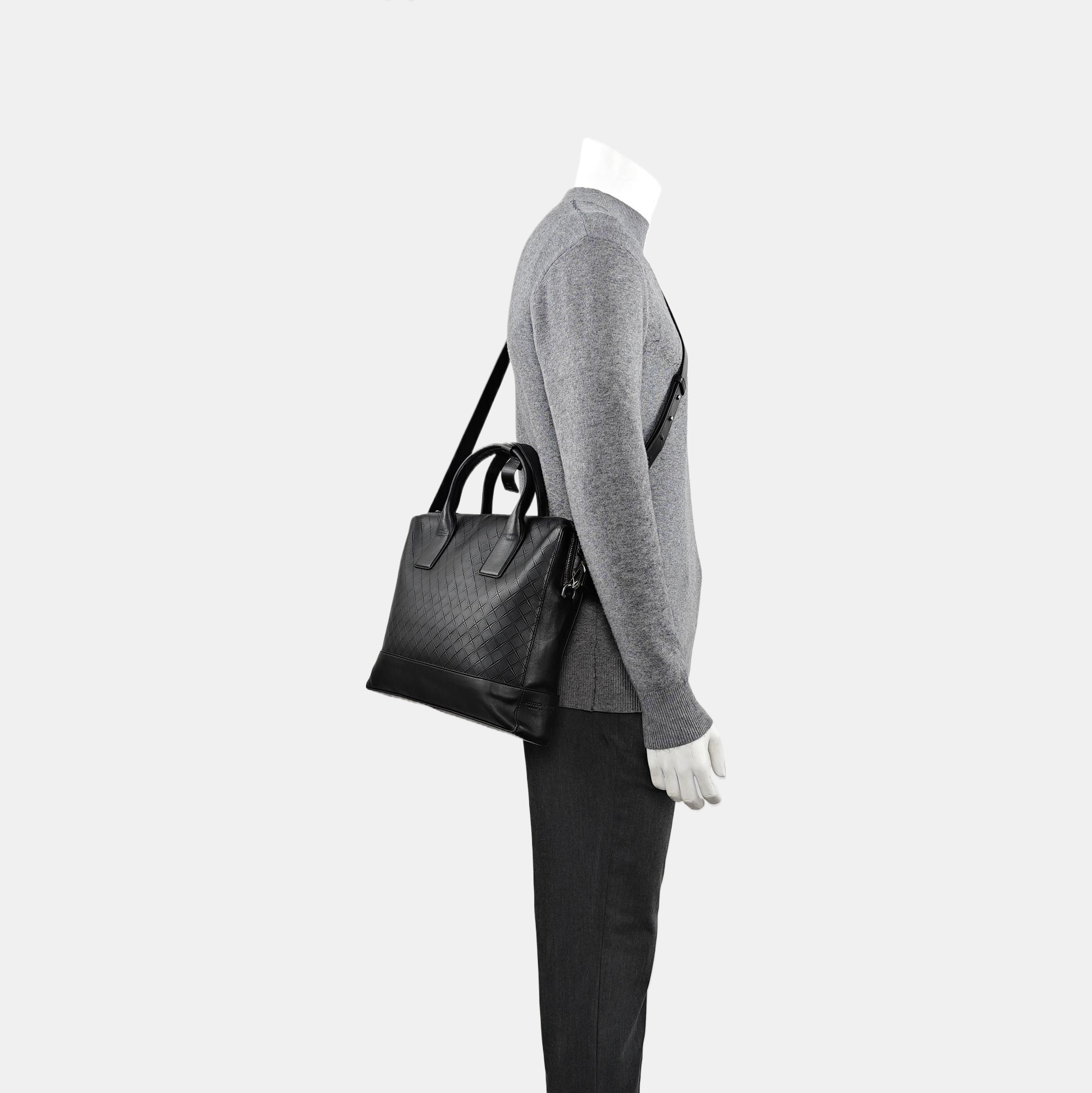 Calfskin Shoulder Bag Black