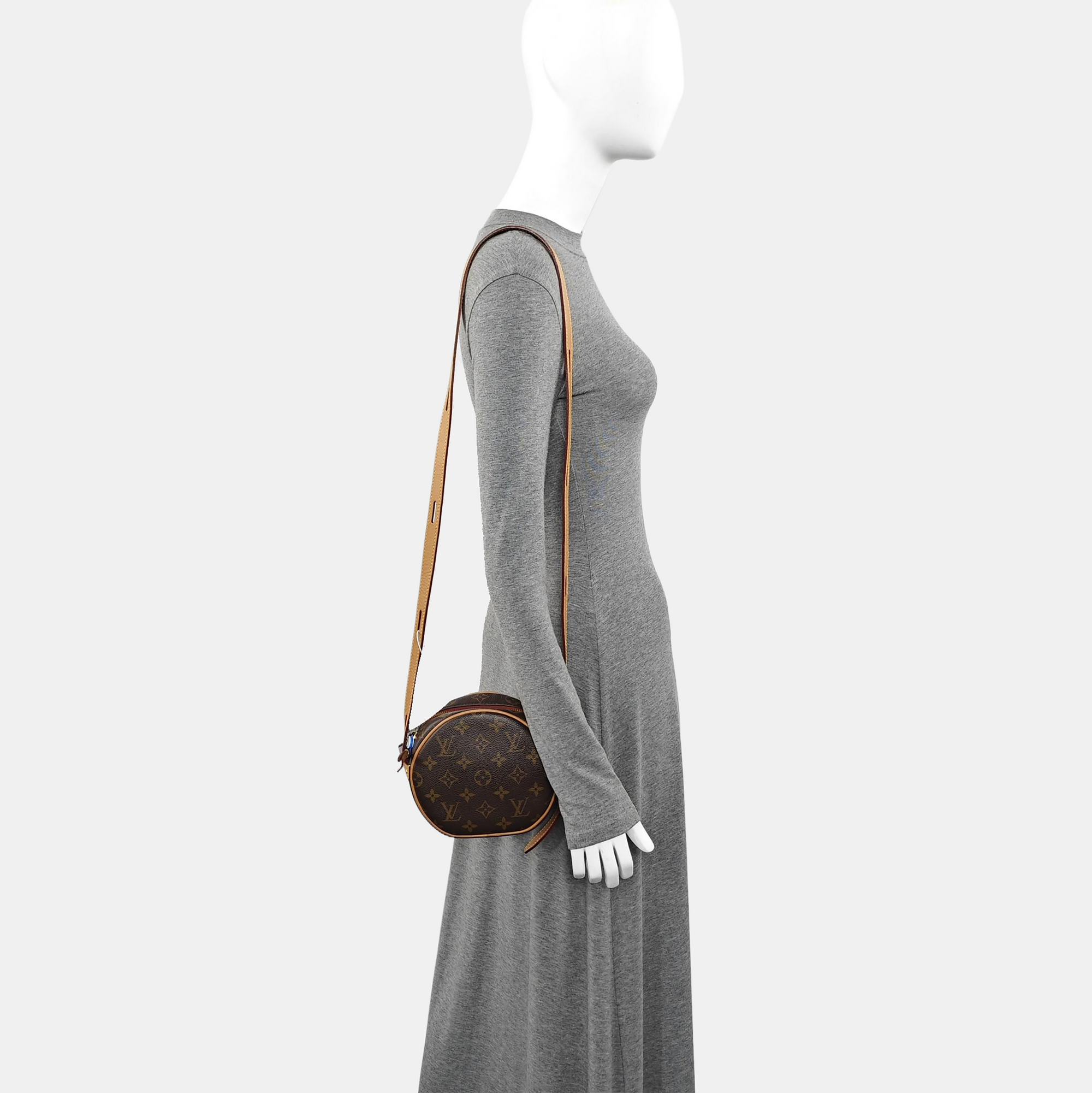 BOITE CHAPEAU PM Monogram Coated Canvas Brown