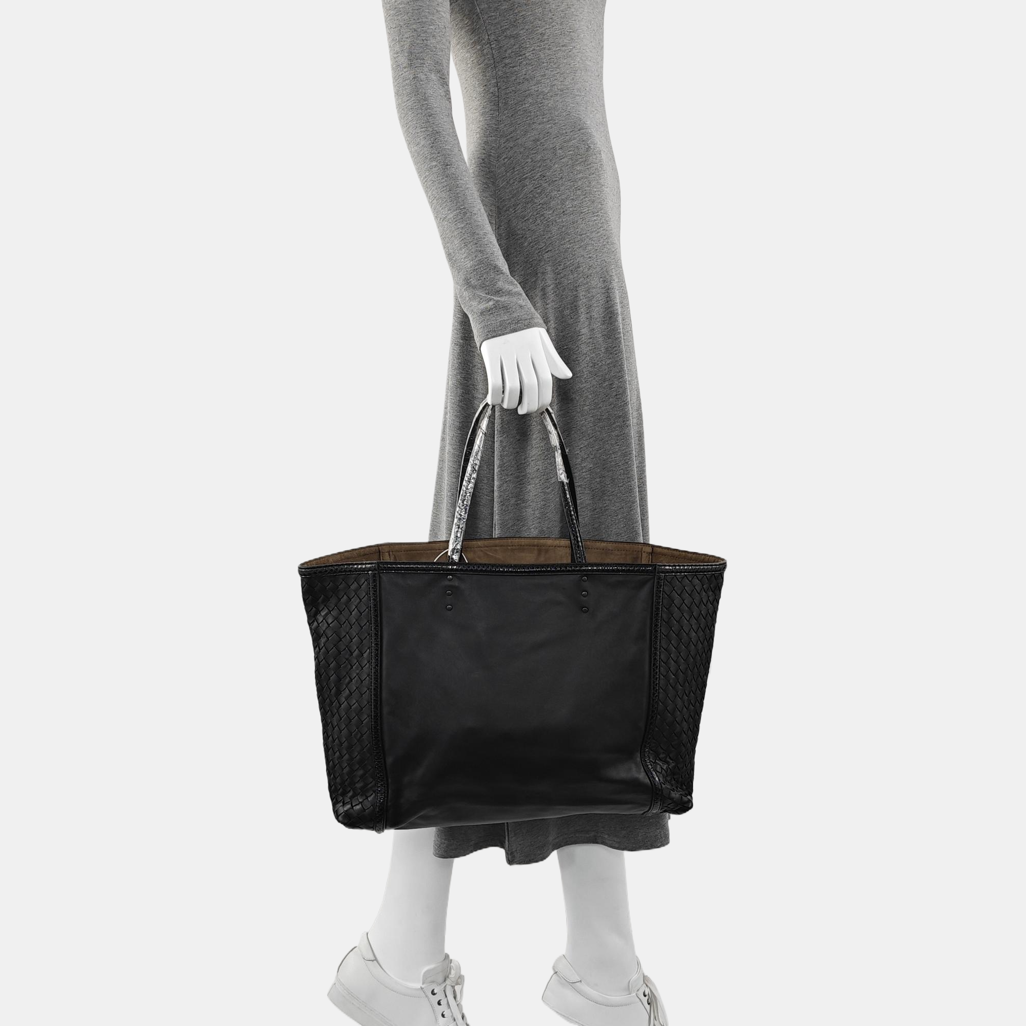 Cesta Lambskin Black