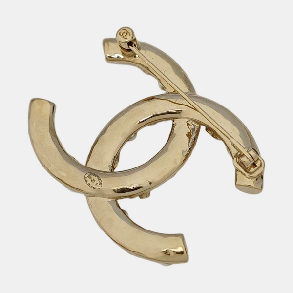 CC Logo Metal Gold Brooch