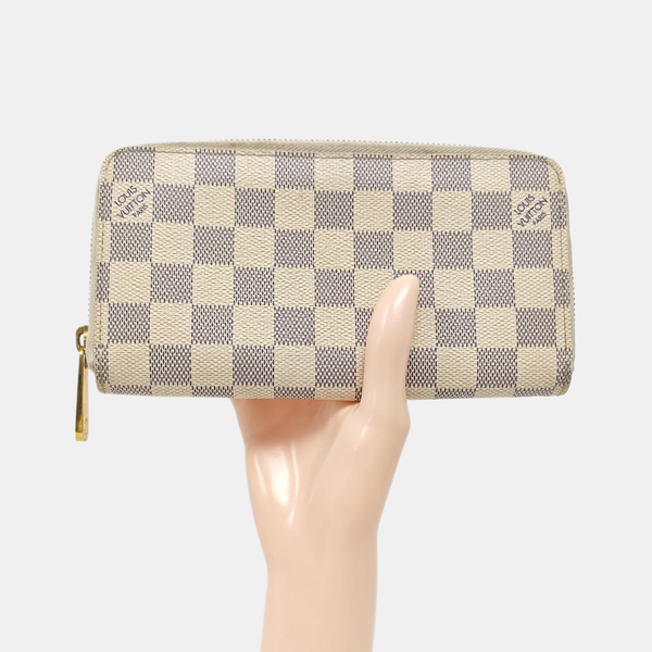 ZIPPY Damier Azur Coated Canvas White Wallet