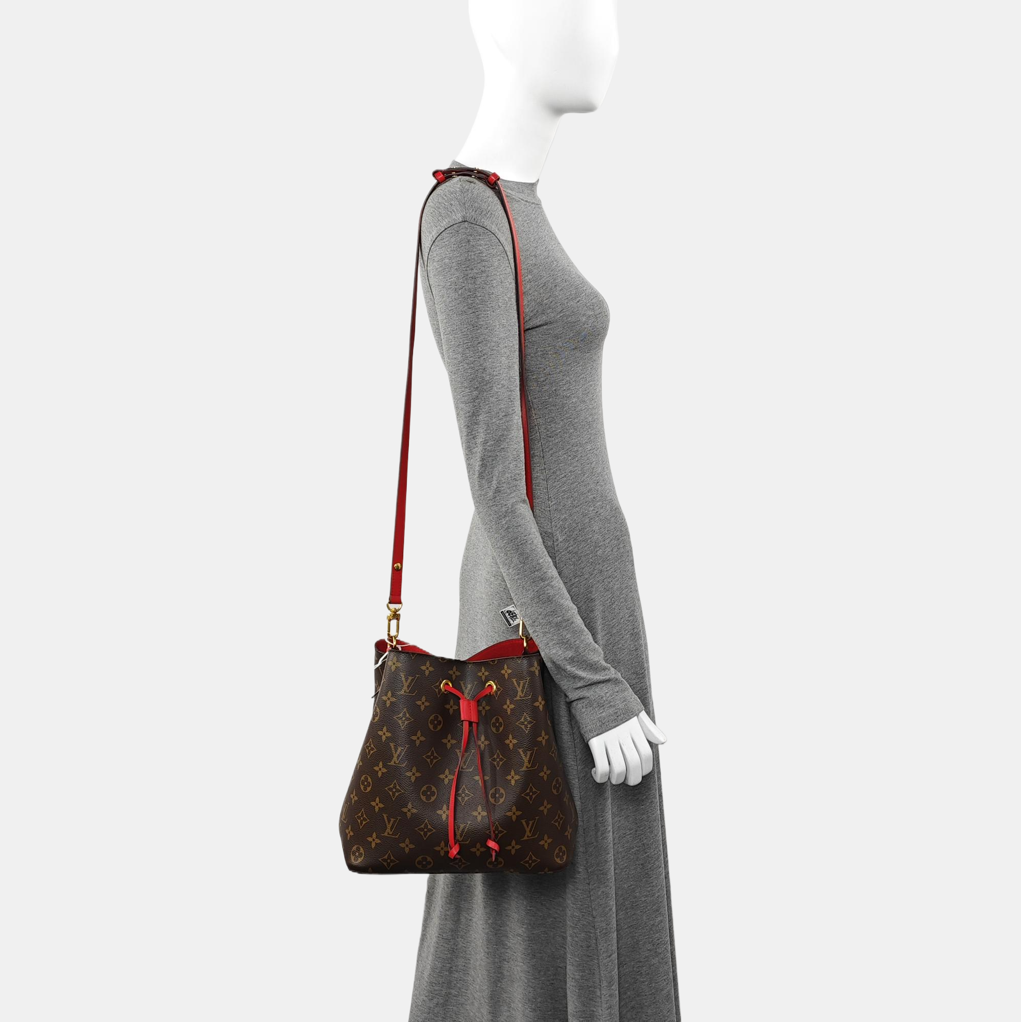 NÉONOÉ MM Monogram Coated Canvas Brown