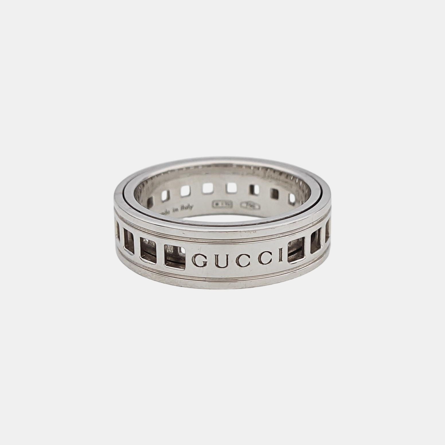 18k White Gold Silver Ring EU 49