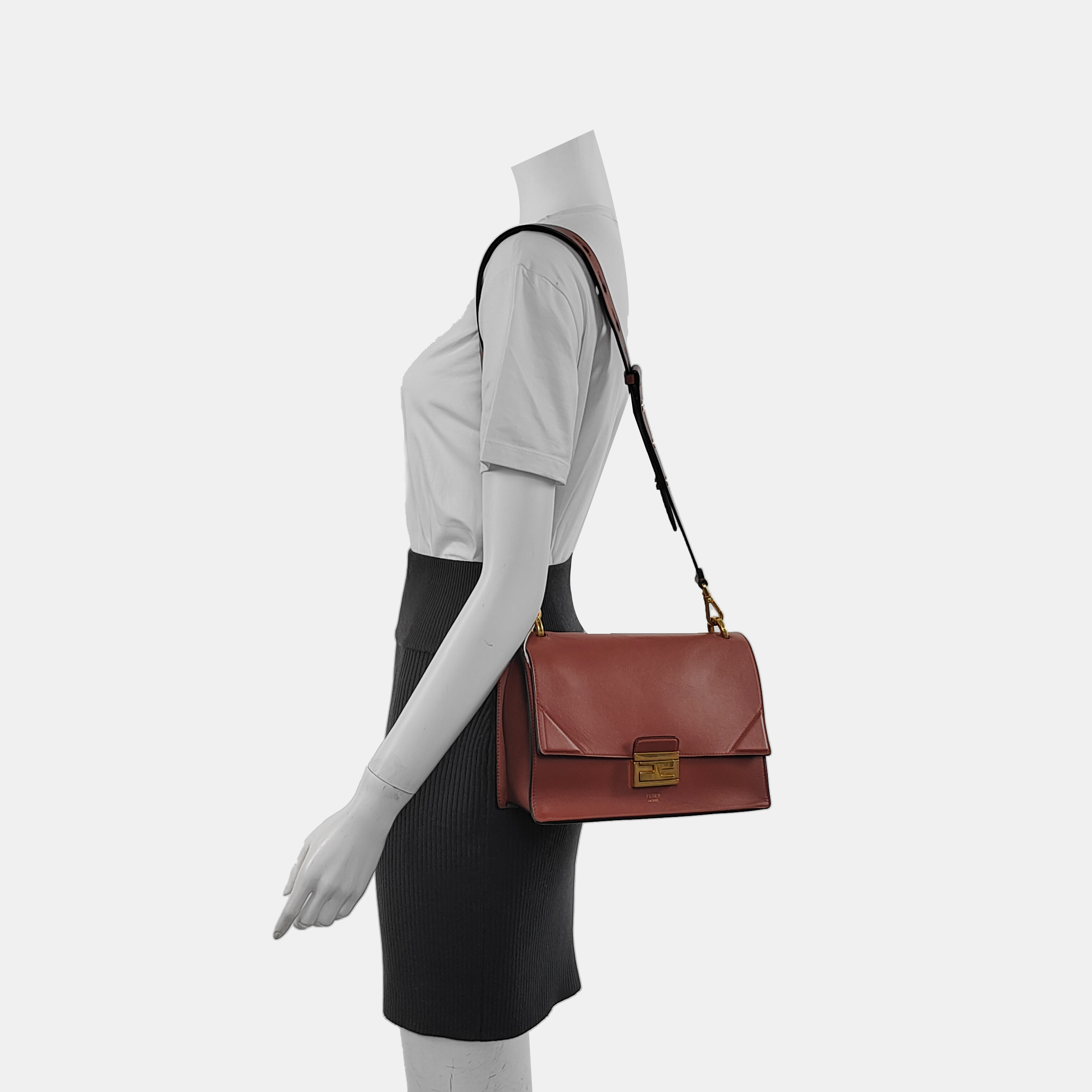 Authenticated pre-owned  Kan U Small Calfskin Brown - Shoulder Bag at Looply