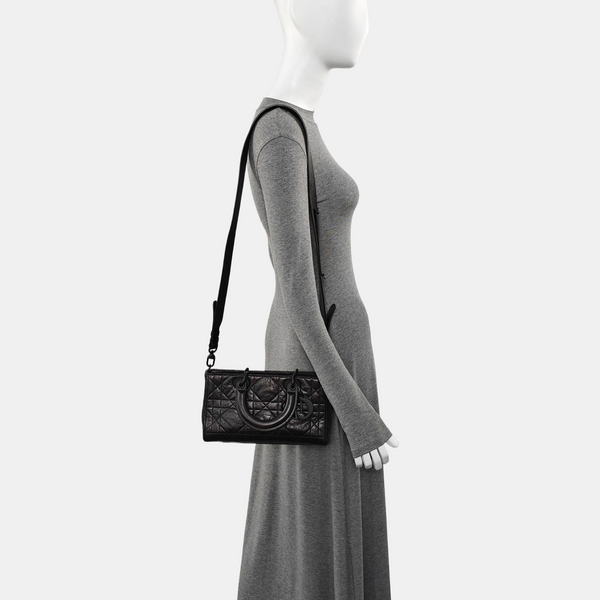 Lady D-Joy Medium Cannage Calfskin Black