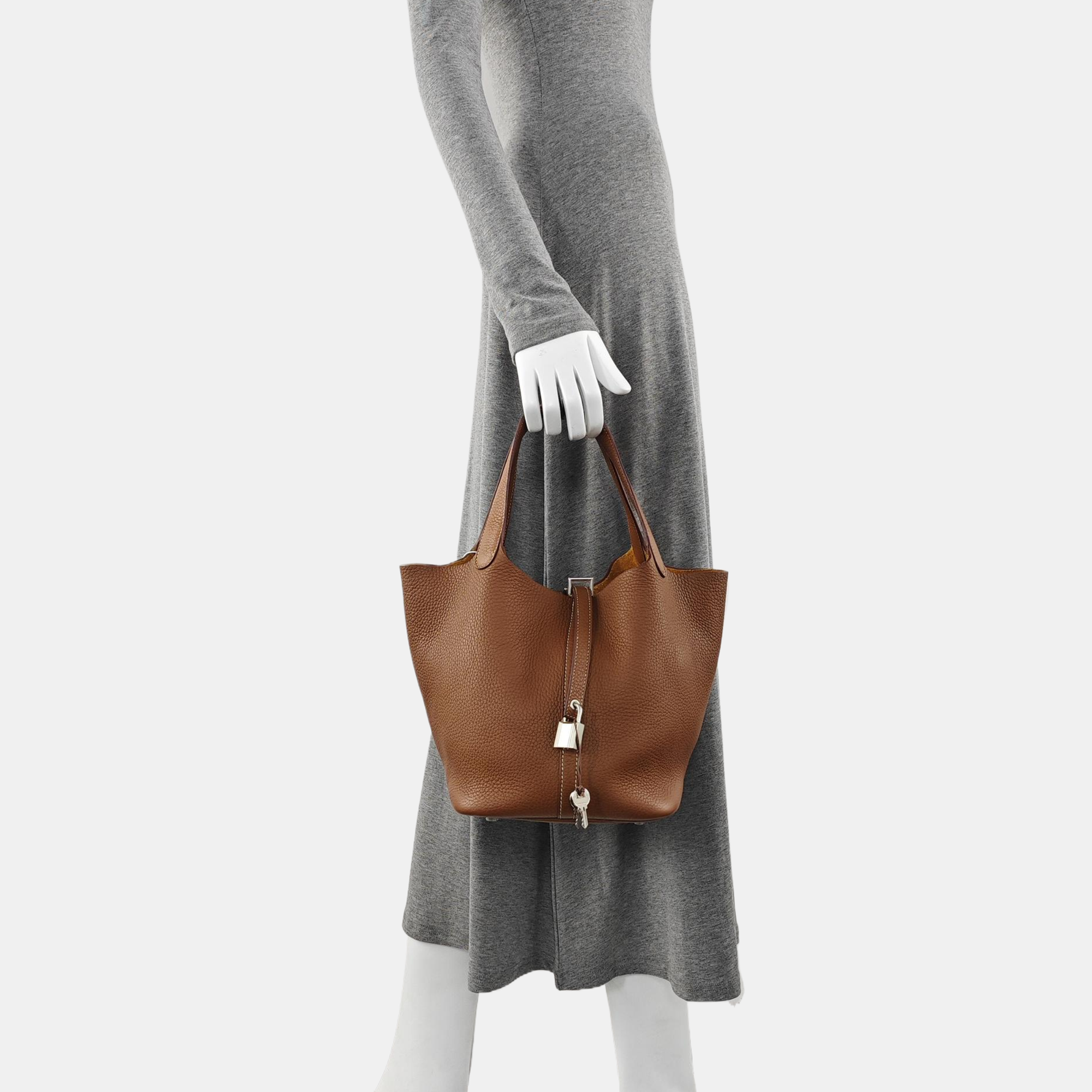 Authenticated pre-owned  Picotin Lock 22 Clemence Brown - Bucket Bag at Looply