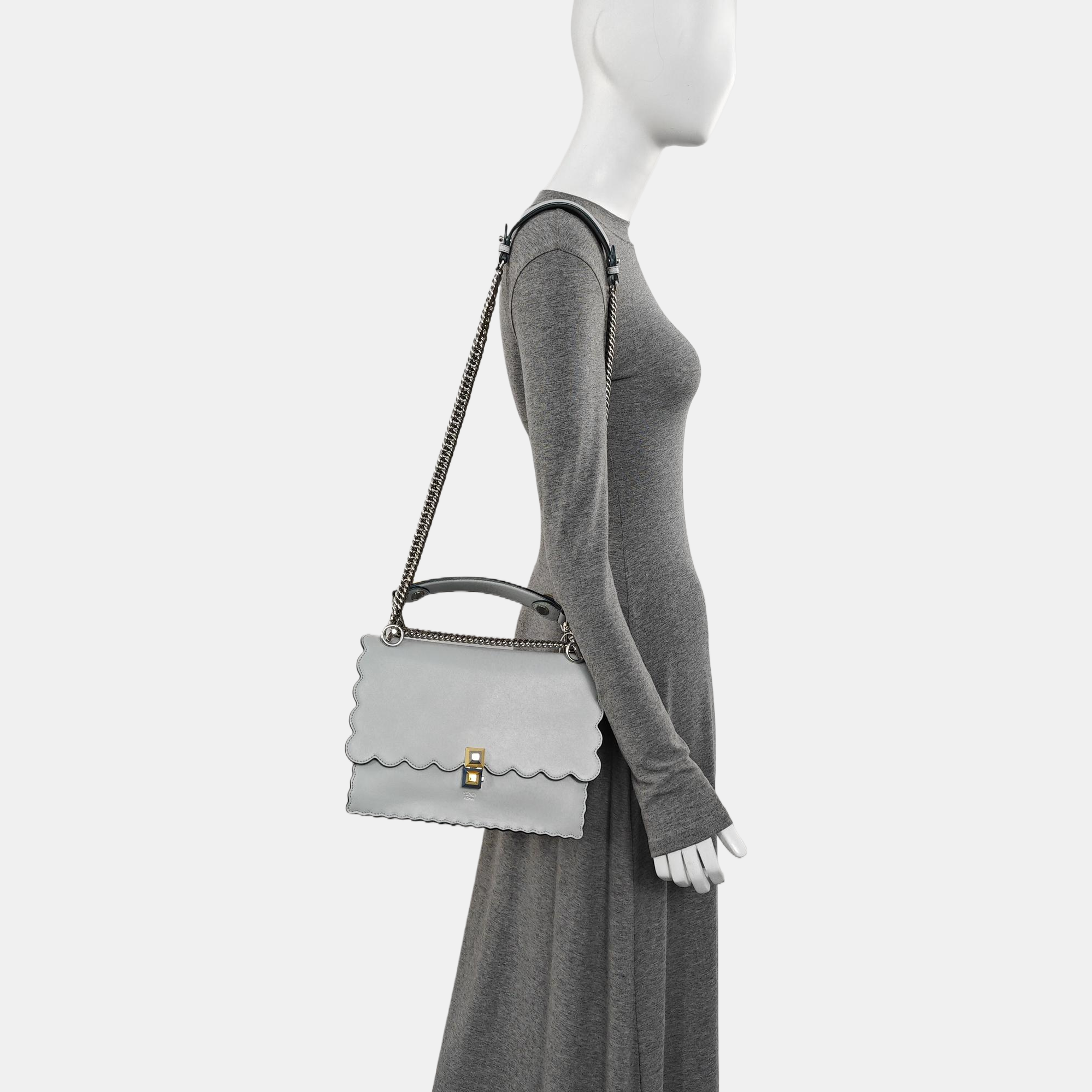Kan I Medium Calfskin Gray