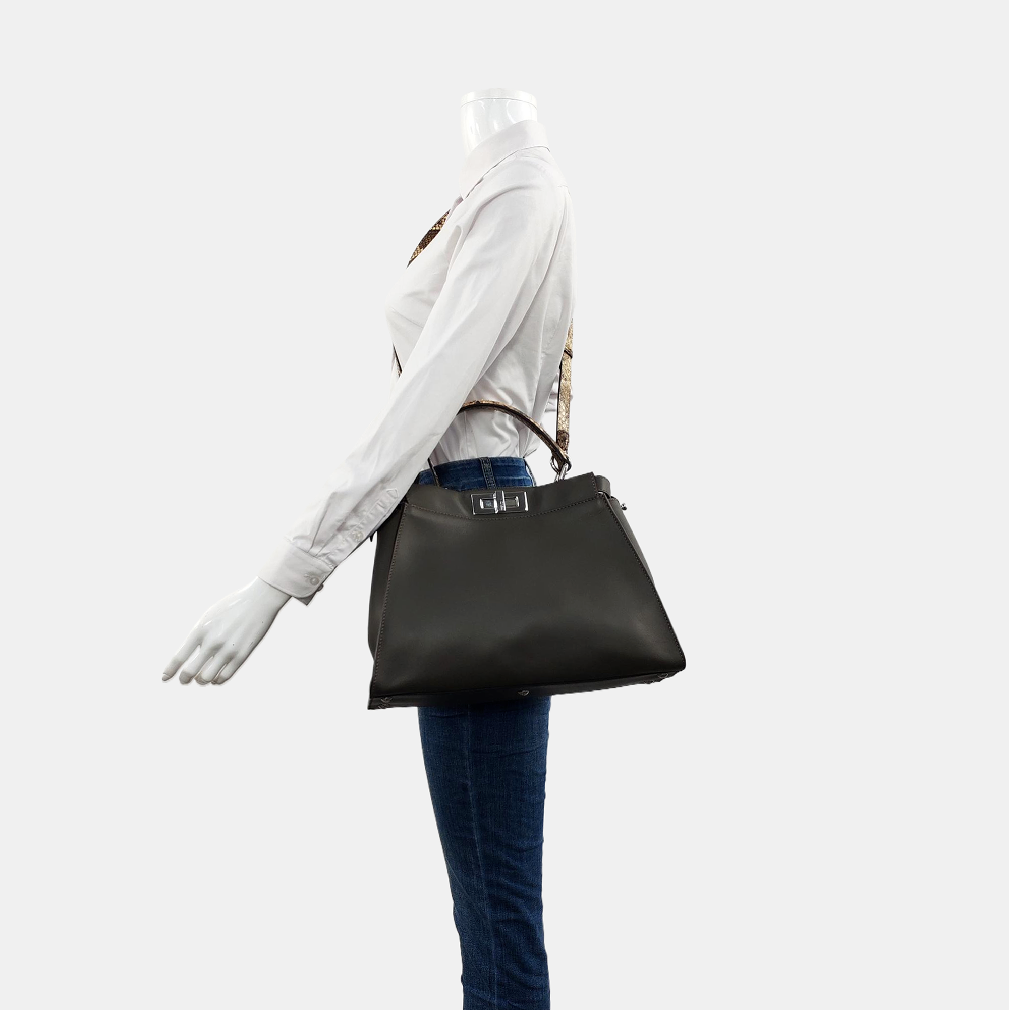 Authenticated pre-owned  Peekaboo Calfskin Gray - Shoulder Bag at Looply