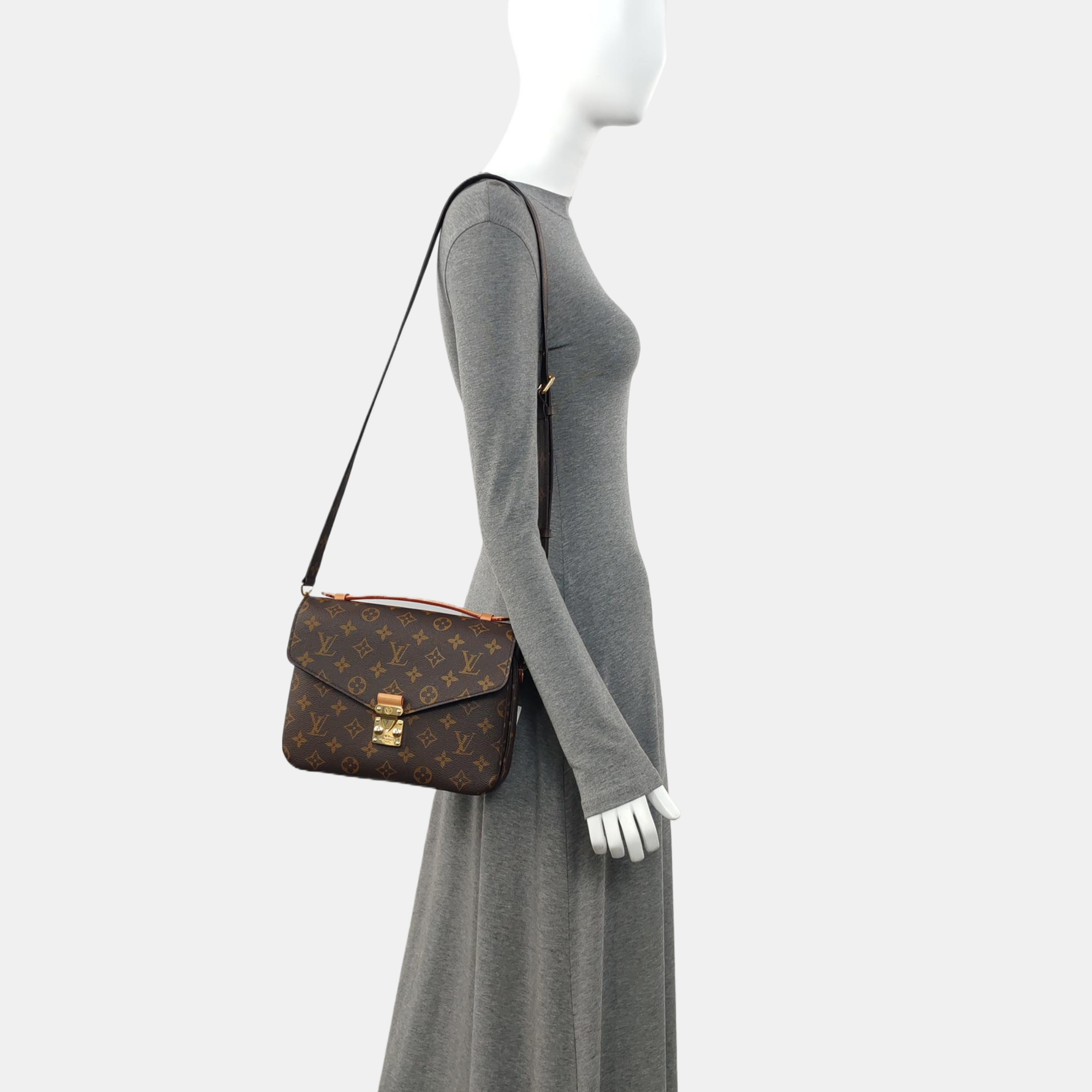 MÉTIS MM Monogram Coated Canvas Brown