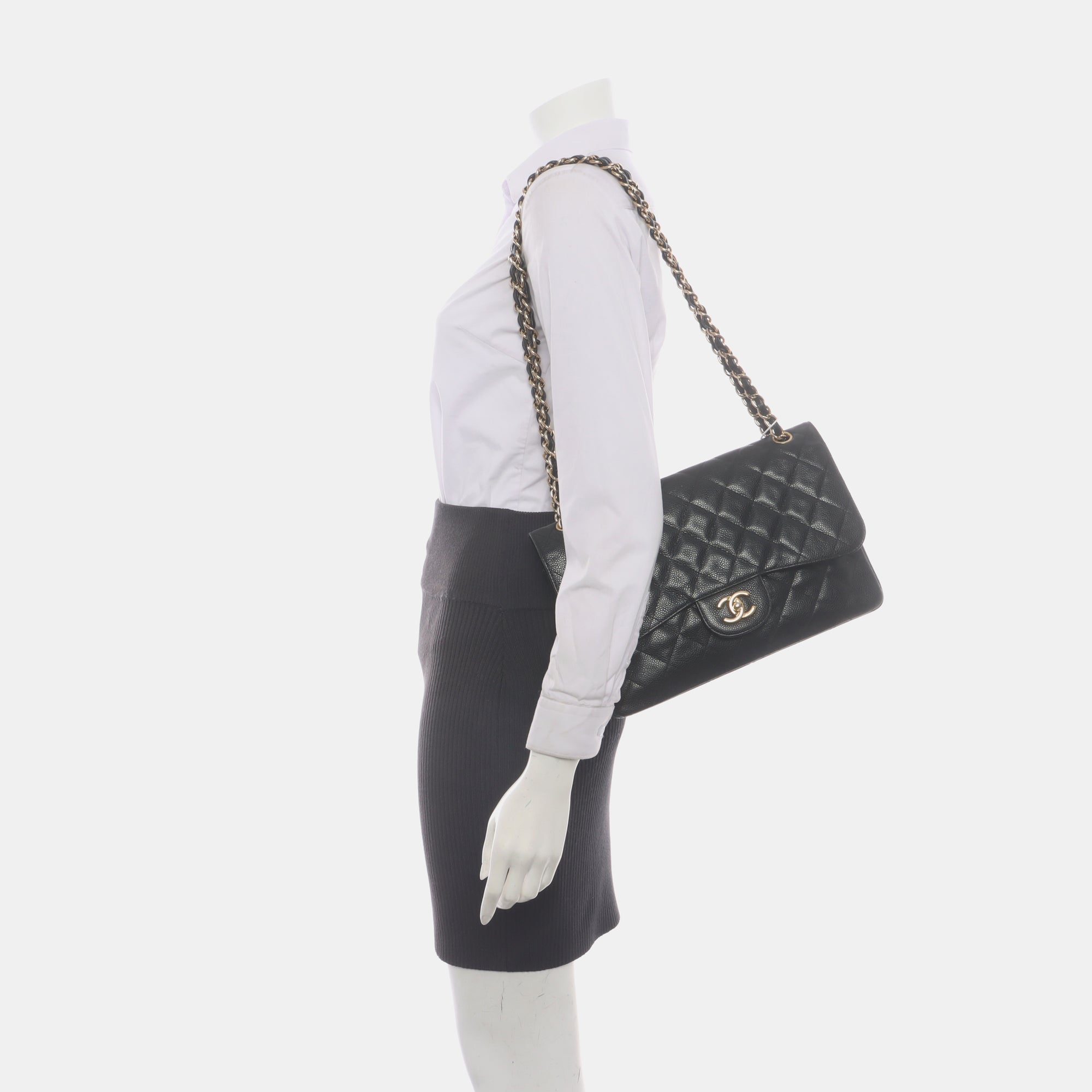 CLASSIC FLAP Jumbo Quilted Grained Calfskin Black