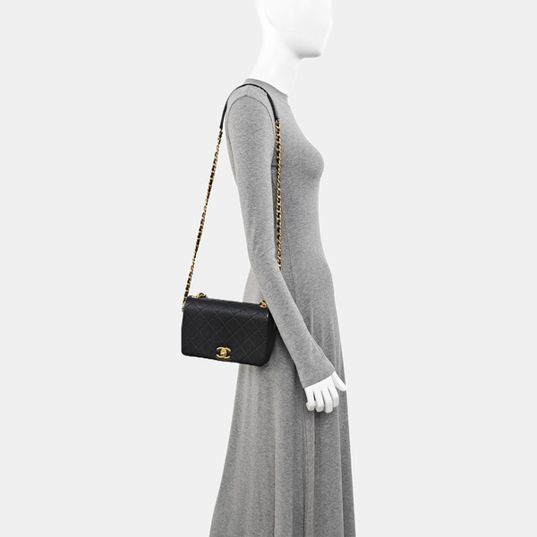 Quilted Grained Calfskin Shoulder Bag Black
