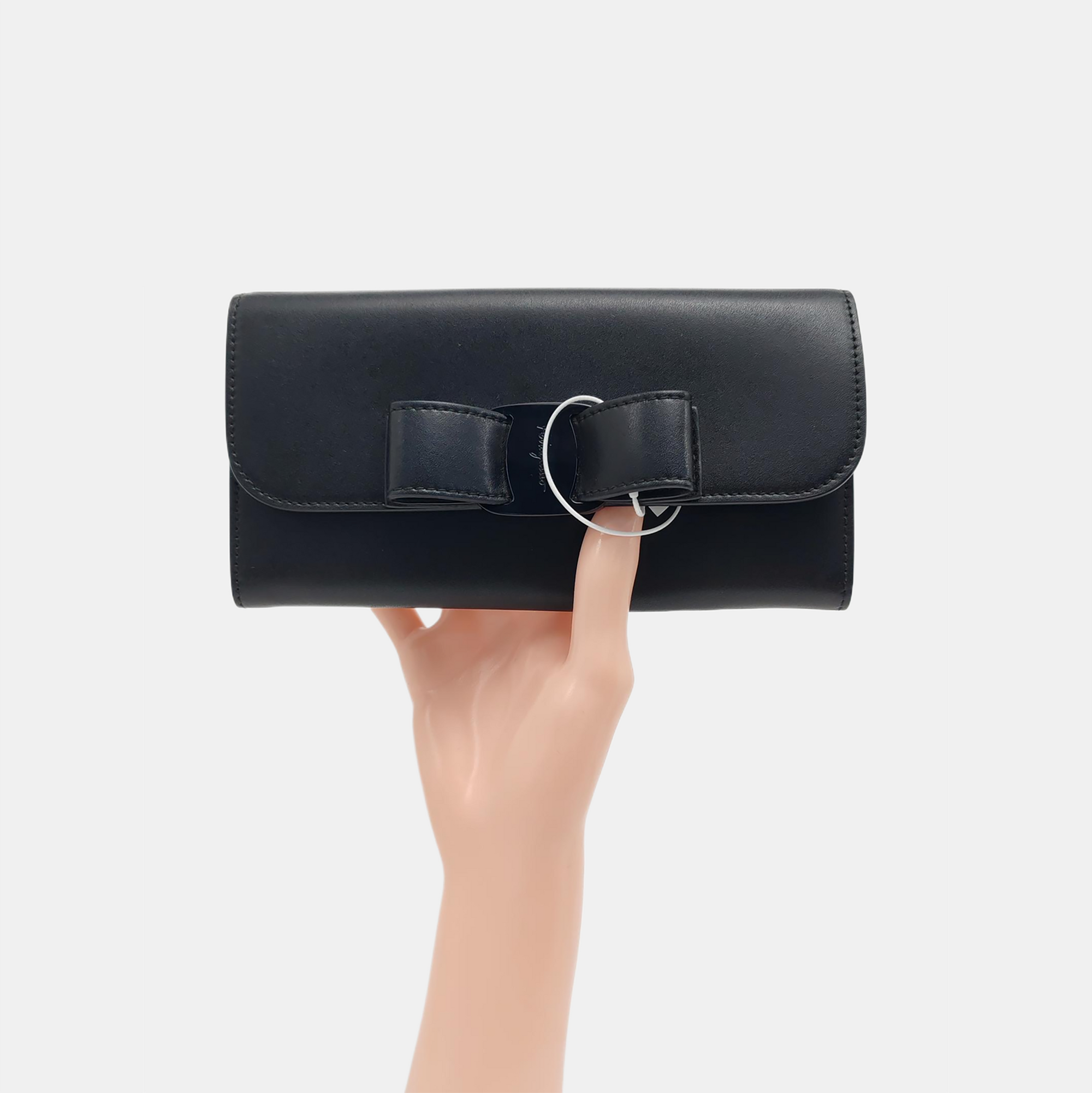 Vara Calfskin Black Wallet
