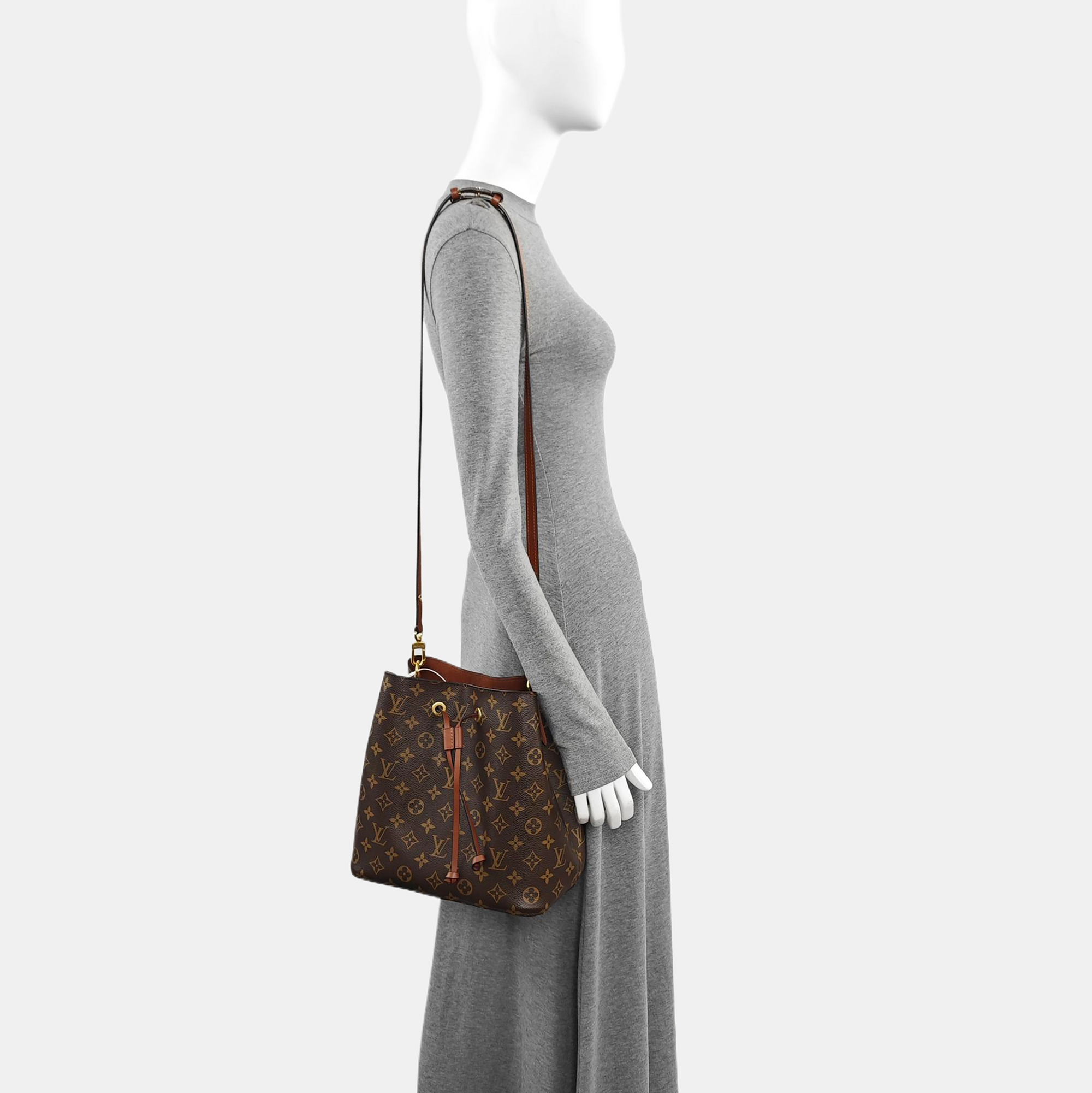 NÉONOÉ MM Monogram Coated Canvas Brown