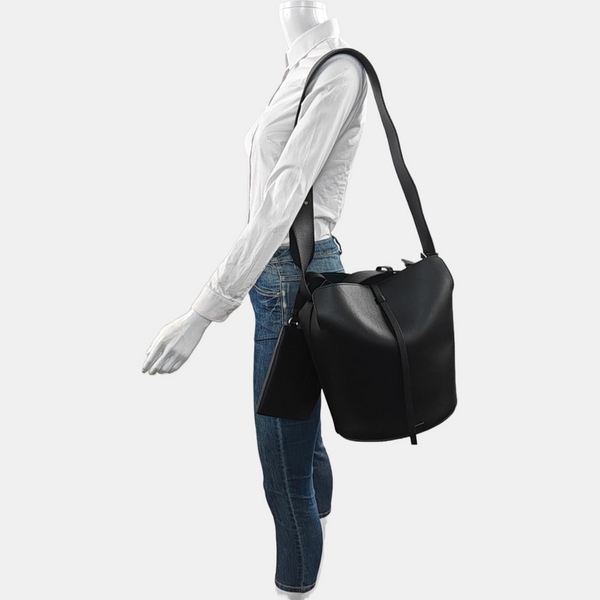 The Bucket Calfskin Black