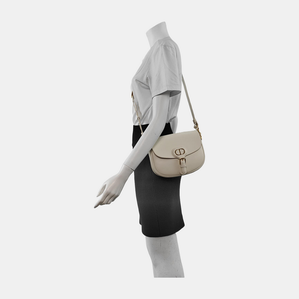 Authenticated pre-owned  Bobby Medium Calfskin White - Shoulder Bag at Looply