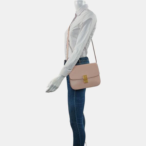 CLASSIC BOX Medium Calfskin Pink