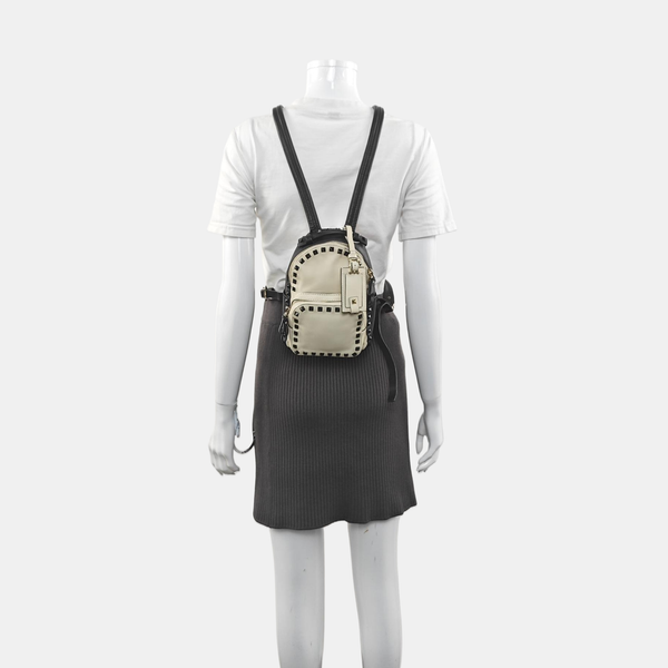 Rockstud Calfskin Beige