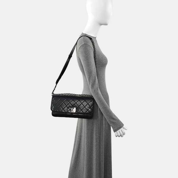 Authenticated pre-owned  BOY CHANEL Quilted Lambskin Black - Shoulder Bag at Looply