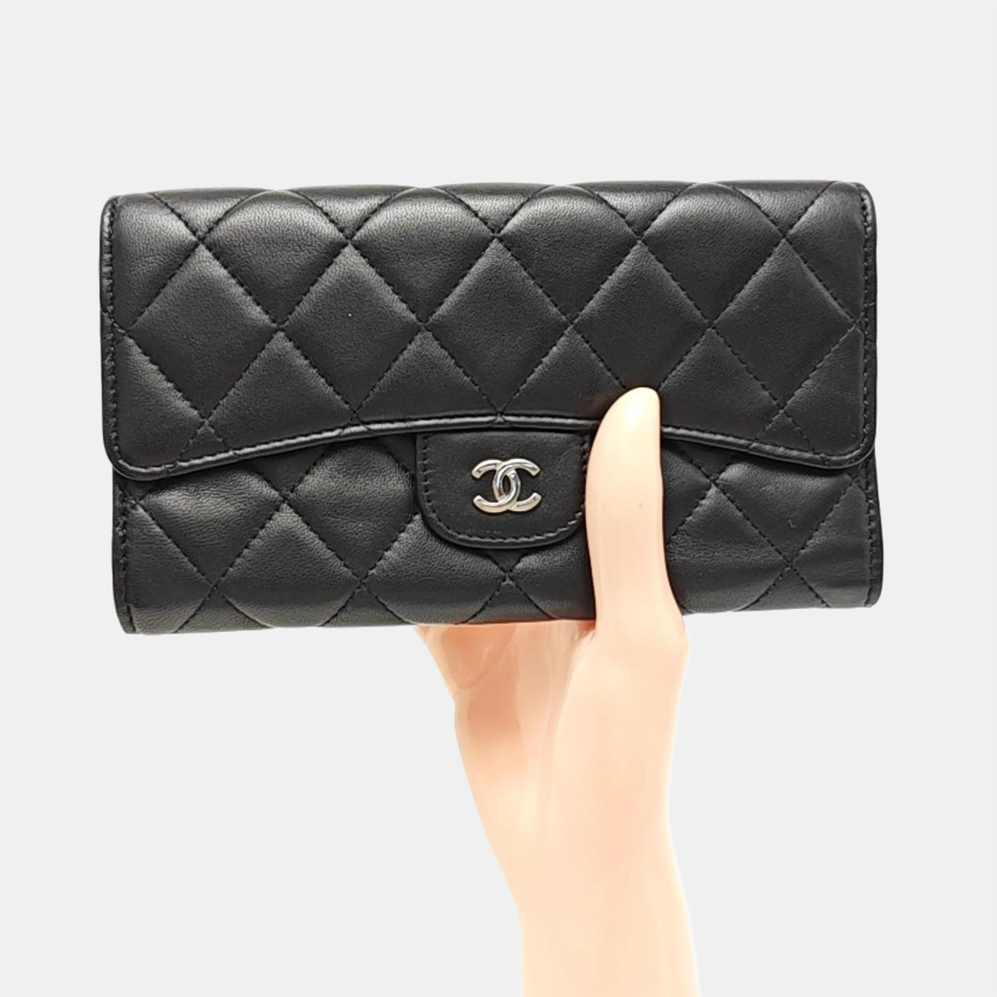 CLASSIC FLAP Mini Quilted Lambskin Black Wallet