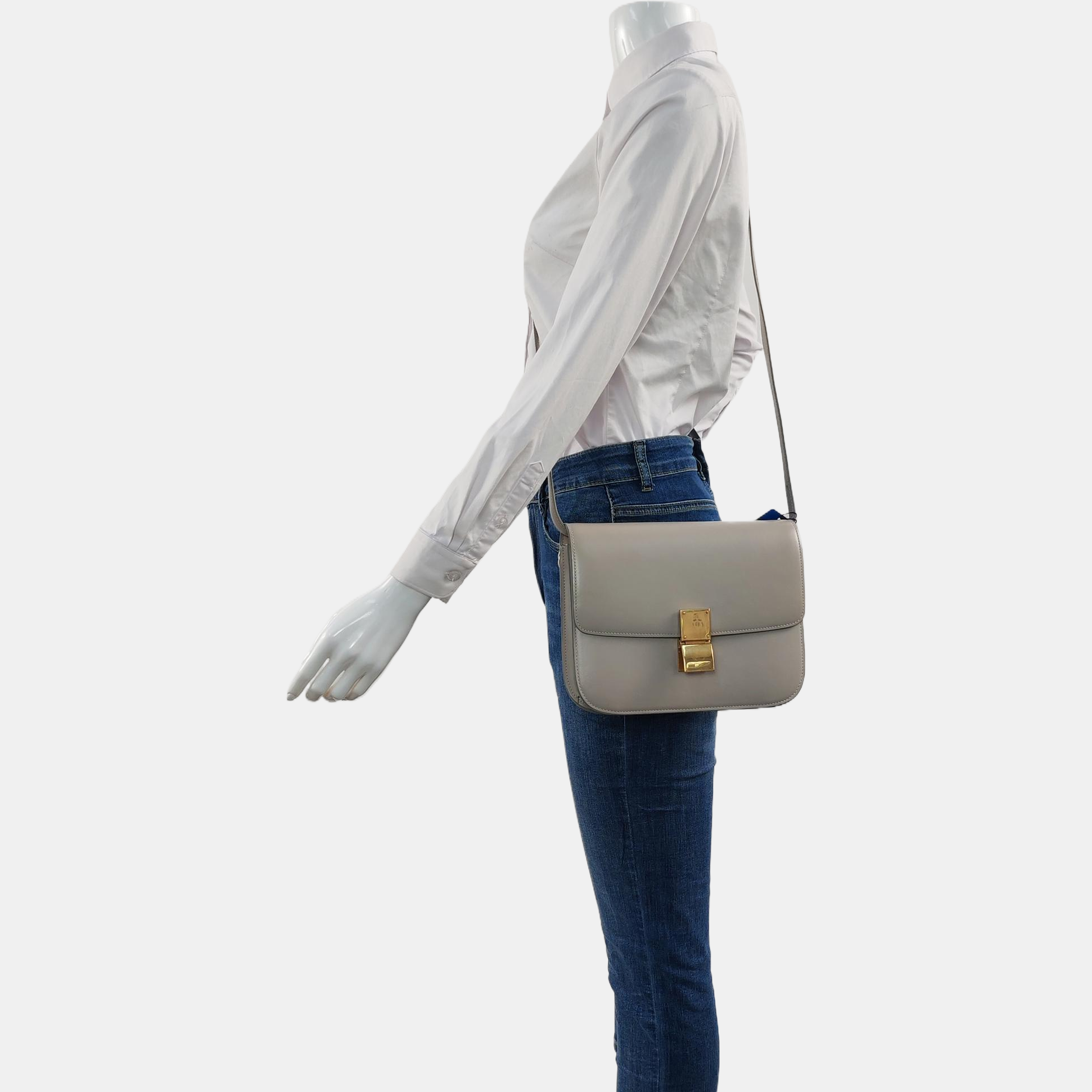 Authenticated pre-owned  CLASSIC BOX Medium Calfskin Gray - Shoulder Bag at Looply