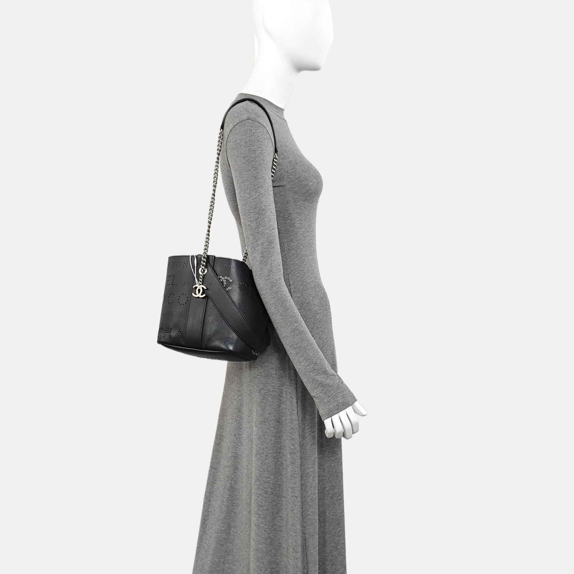 Lambskin Bucket Bag Black