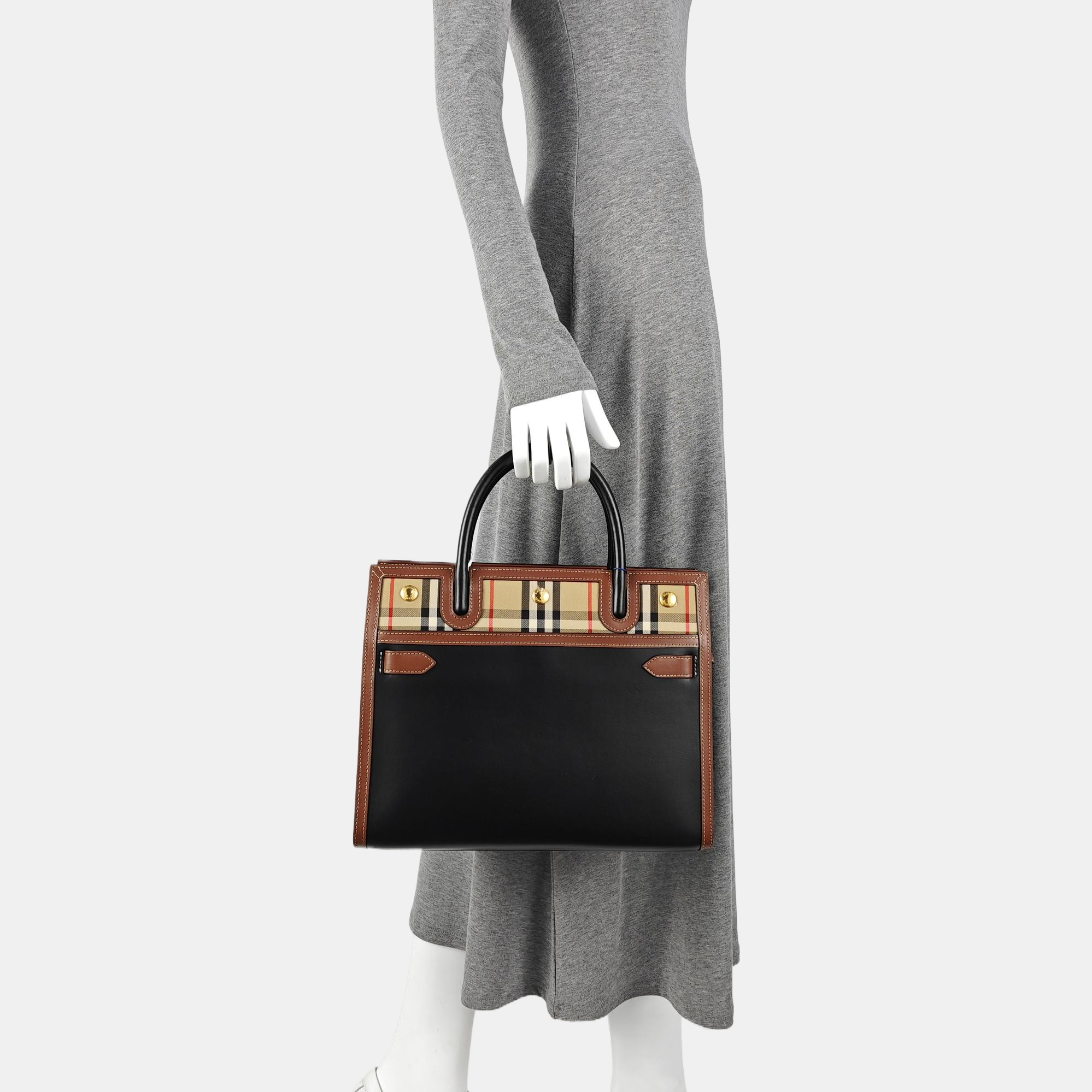 Title Small Calfskin Black