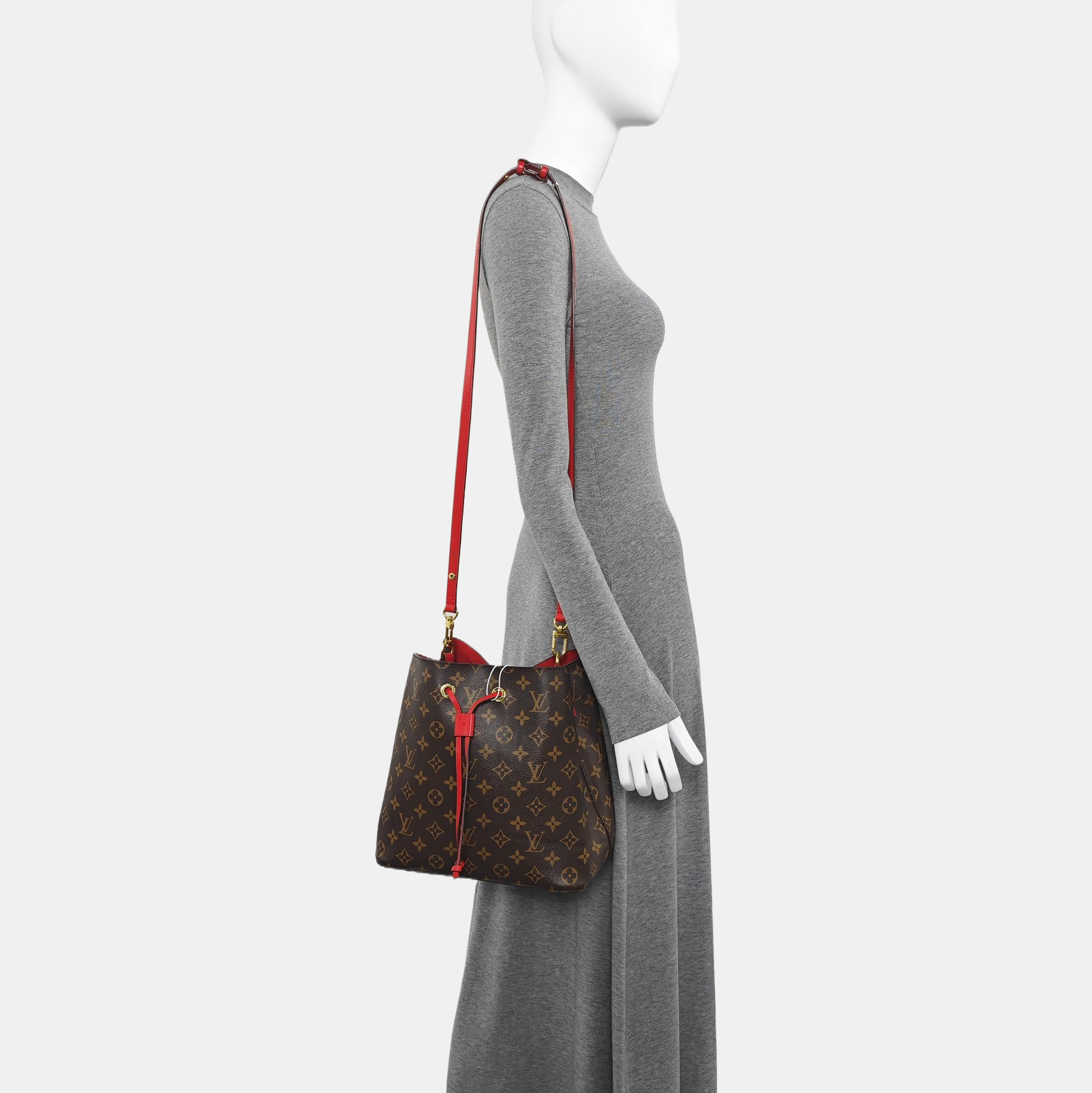 NÉONOÉ MM Monogram Coated Canvas Brown